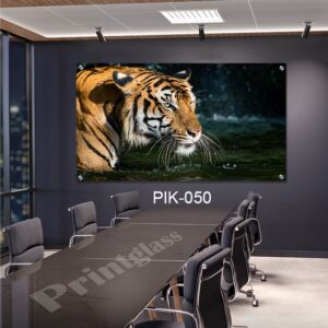 תמונת זכוכית לחדר שינה או לסלון של טיגריס בטבע