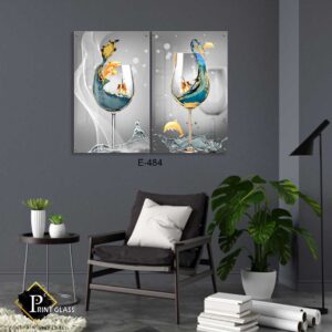 זוג תמונות לסלון מזכוכית של כוסות יין עם אוניות