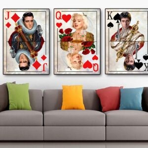 תמונה לסלון של קלפי משחק בסגנון פופ ארט